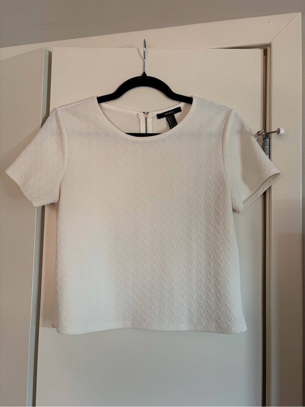 Cream/white Textured Short Sleeve Top